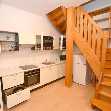 Appartamento Brand New Attic Flat *