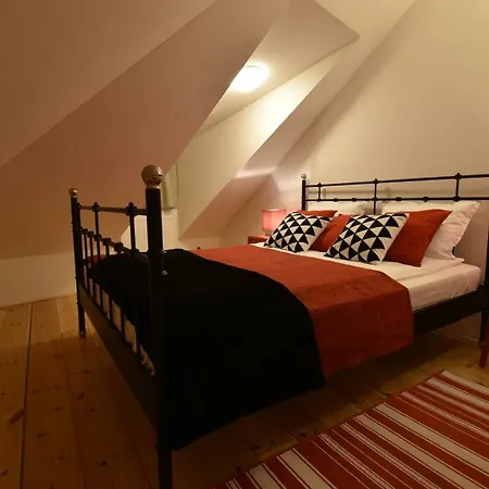 Appartamento Brand New Attic Flat *