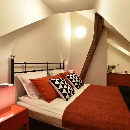 Brand New Attic Flat *
