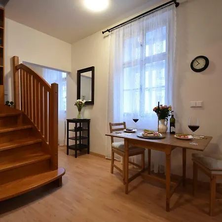 Brand New Attic Flat *